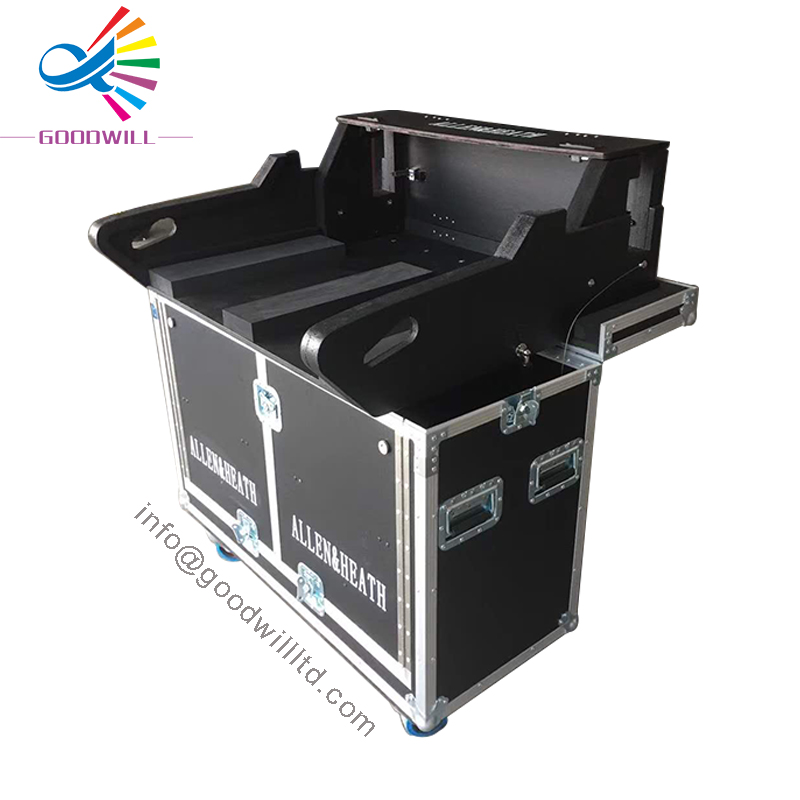 Allen-Heath-dLive-C3500-Hydraulic-Flight-Case-4