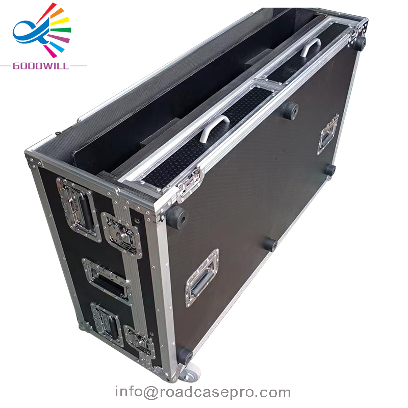 FLIGHT-CASE-FOR-Avolites-Titan-Mobile-and-Fader-Wing-light-controller-3