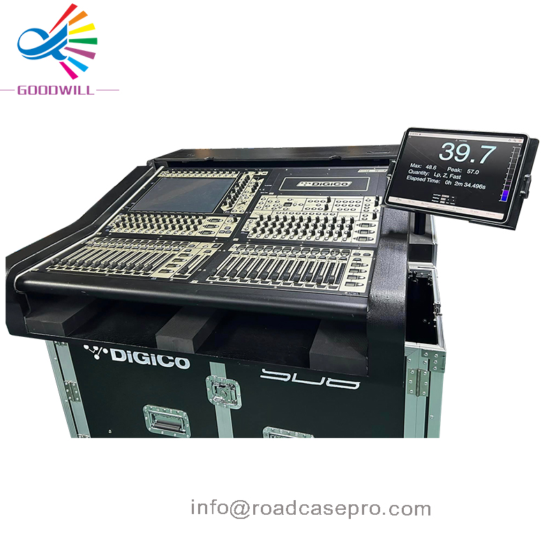 Digico SD8 Hydraulic Flight Case Digico SD8 Hydraulic Flight Case