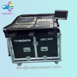 Digico SD8 Hydraulic Flight Case